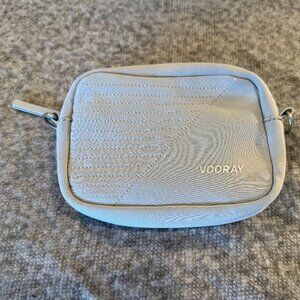 NWOT Vooray Crossbody Bag Athletic Style - Light Gray